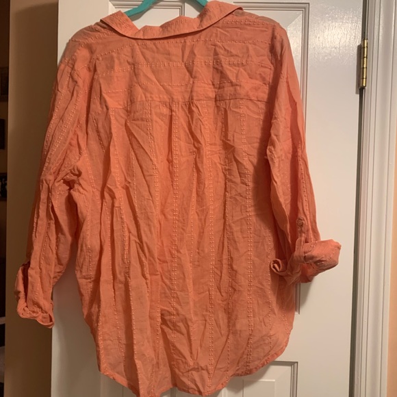 NWOT! Dressbarn Button Down Tie waist blouse - Picture 4 of 4